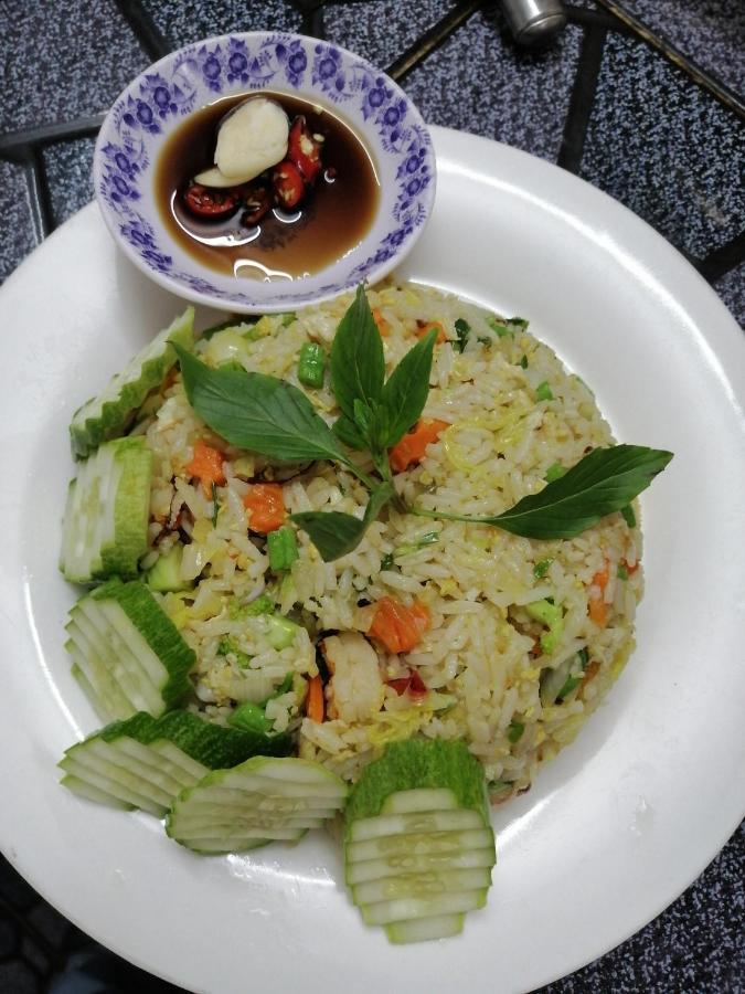 Pat Pat Guesthouse 시아누크빌 외부 사진