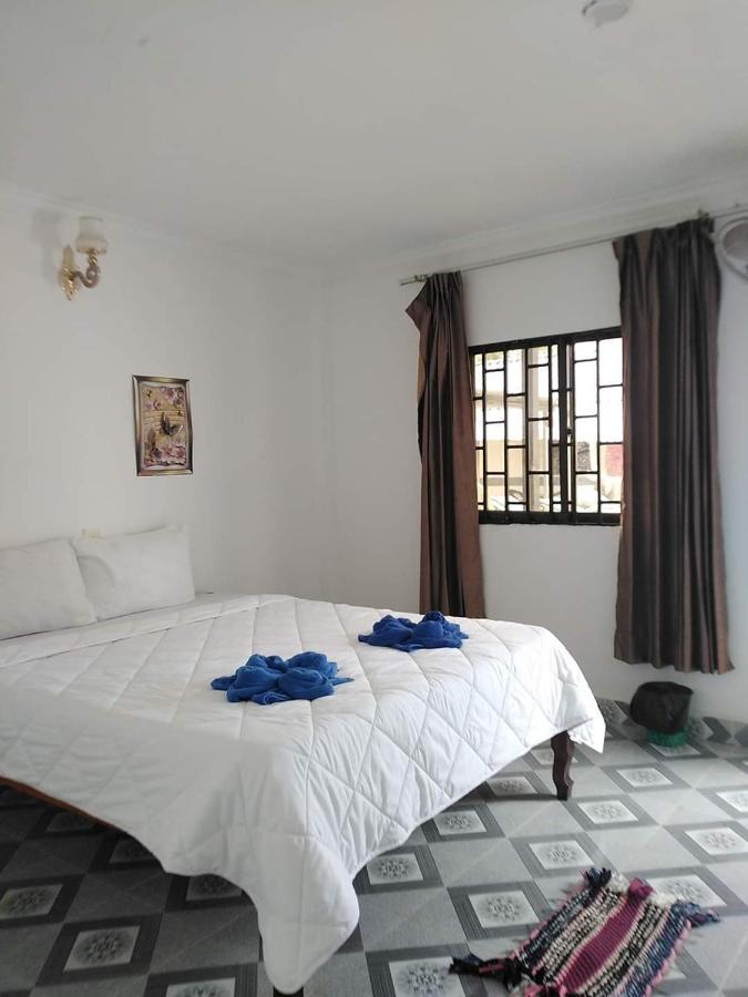 Pat Pat Guesthouse 시아누크빌 외부 사진