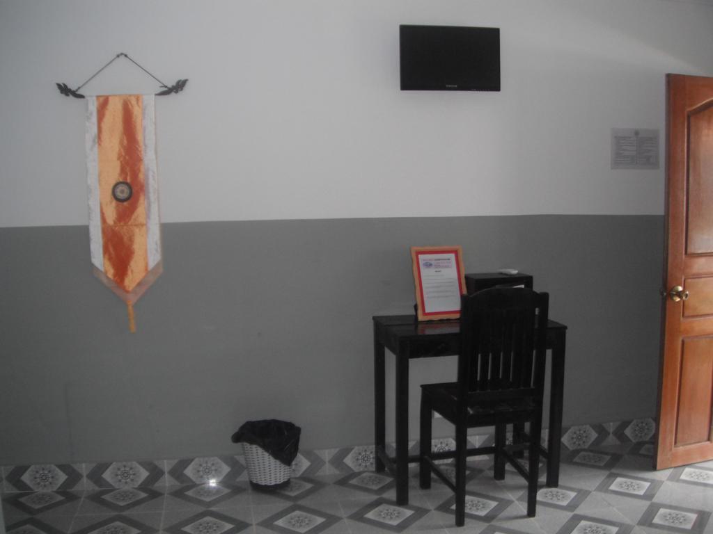Pat Pat Guesthouse 시아누크빌 외부 사진